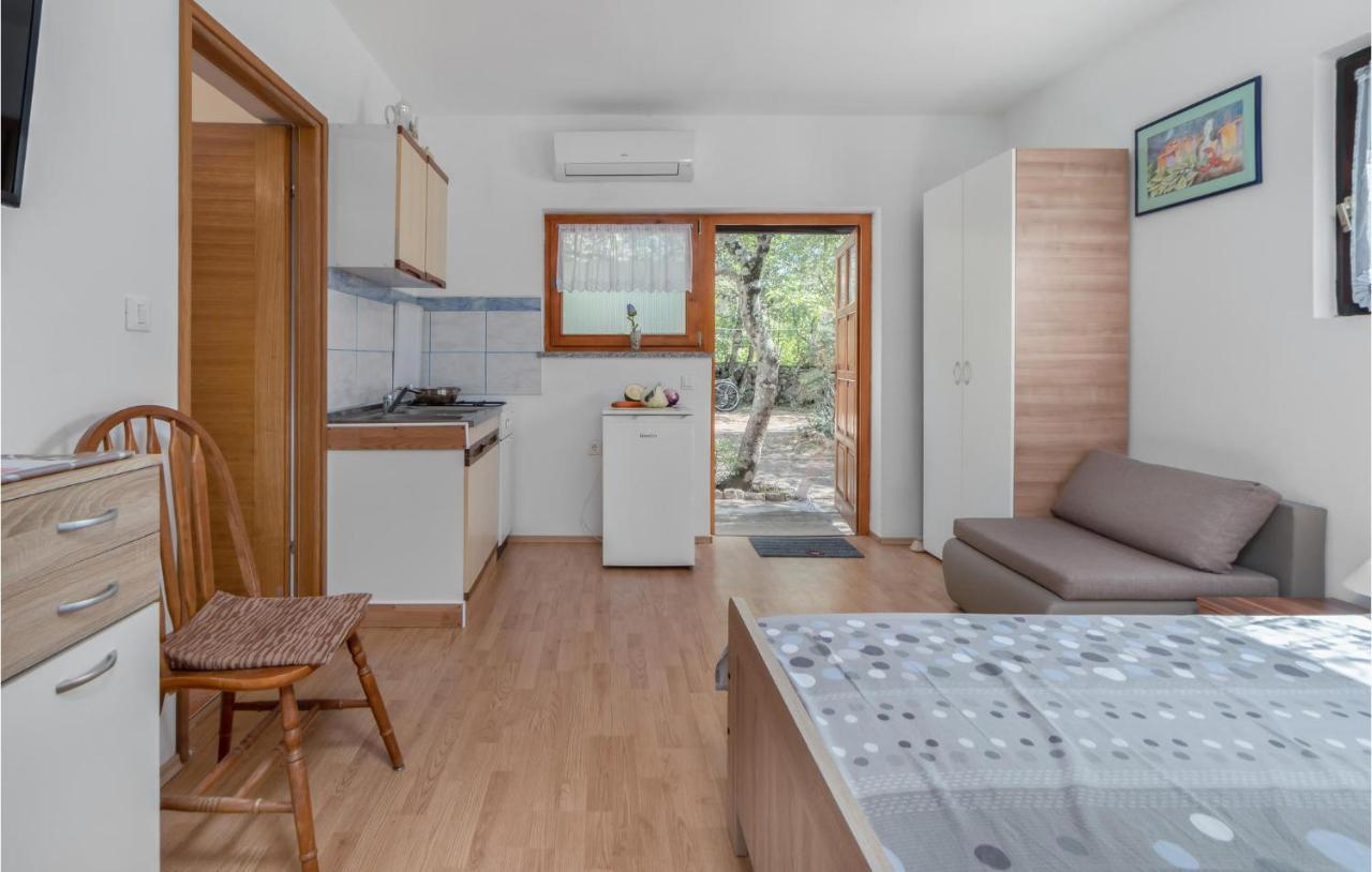 Pet Friendly Apartment In Pinezici With Wifi Pinezići Exterior foto